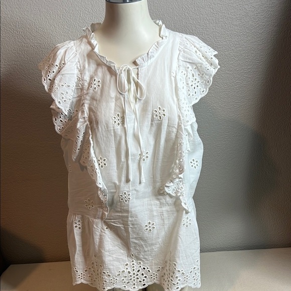 Laundry By Shelli Segal Tops - Laundry by Shelli Segal White Eyelet Ruffle Sleeve Blouse – Size XL